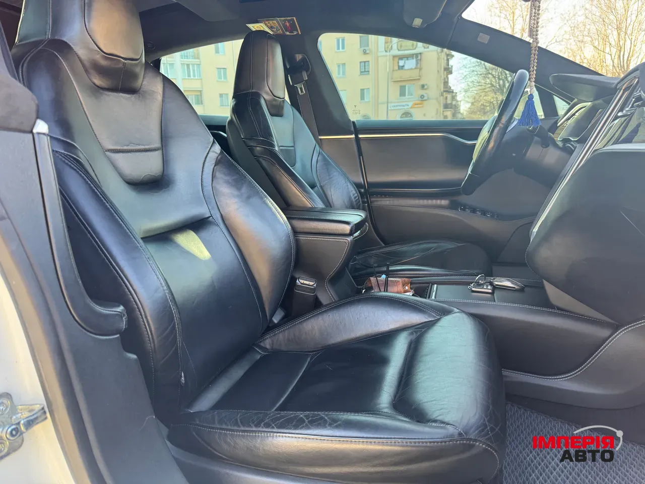 Tesla Model S - фото 10