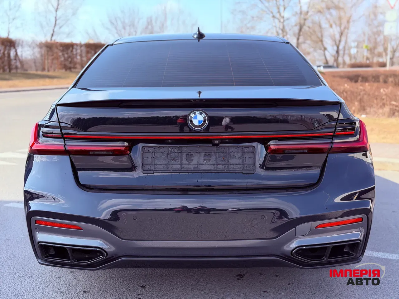 BMW 7 серії - фото 6