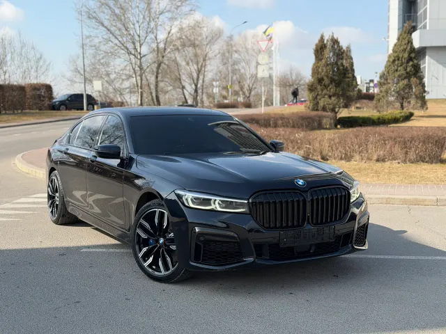 BMW 7 серії - фото 4