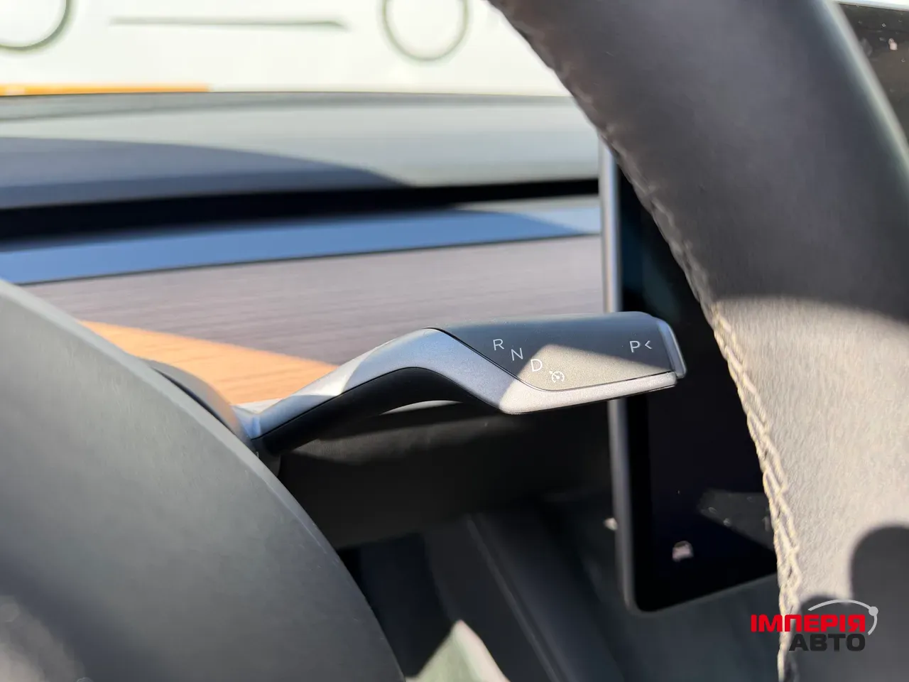 Tesla Model Y - фото 29