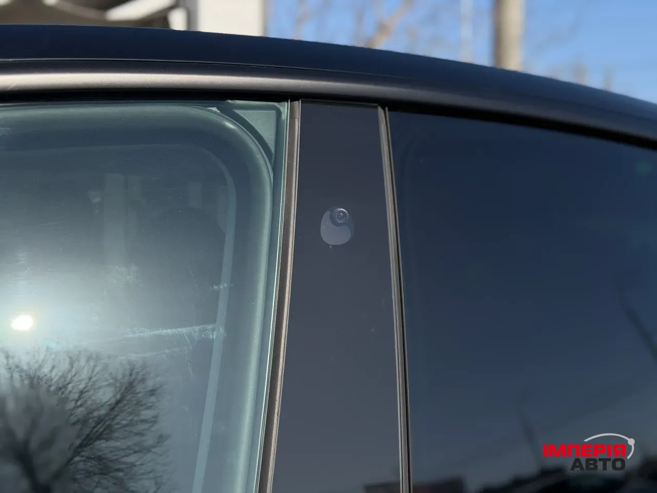 Tesla Model Y - фото 6