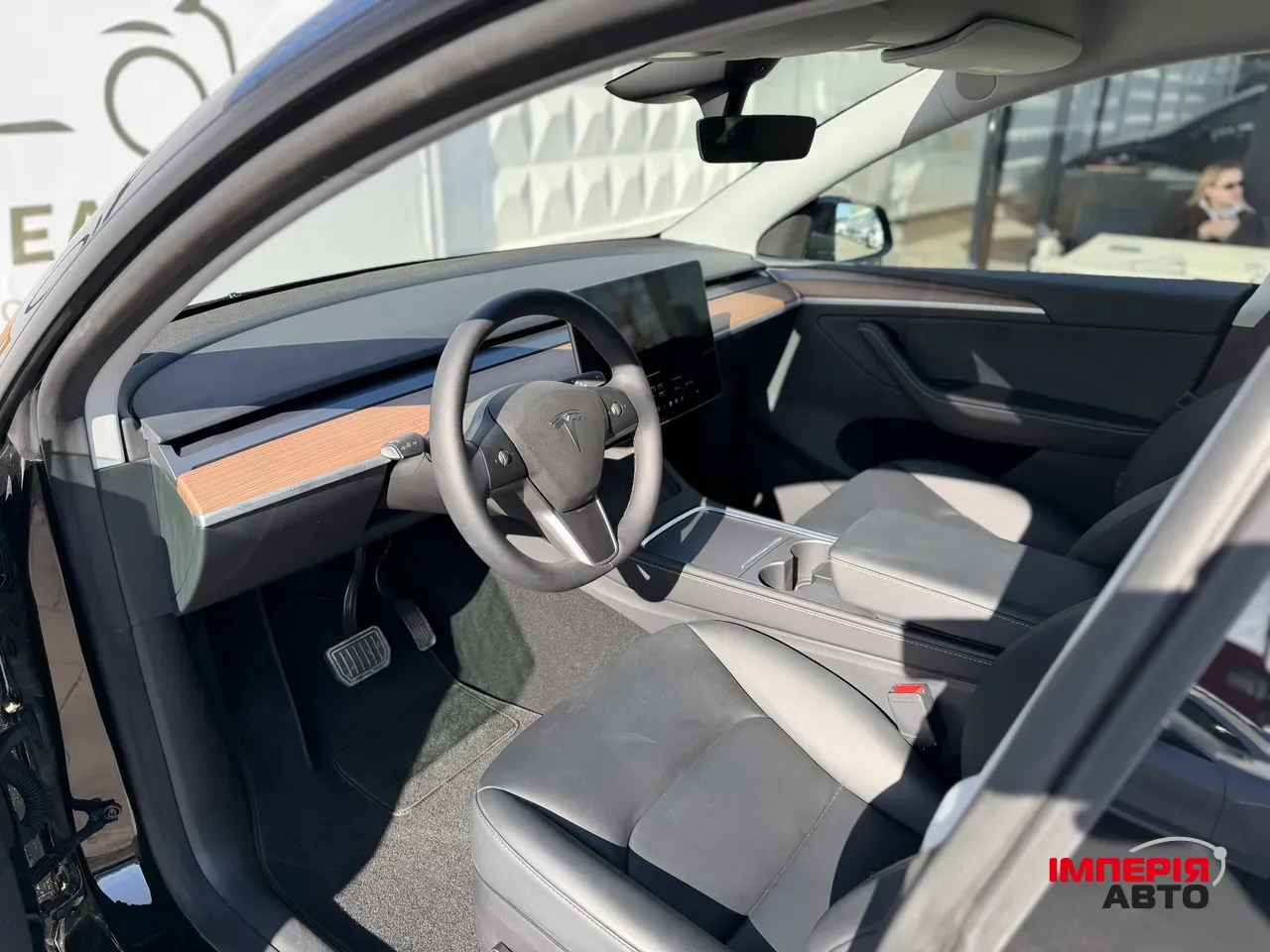 Tesla Model Y - фото 20