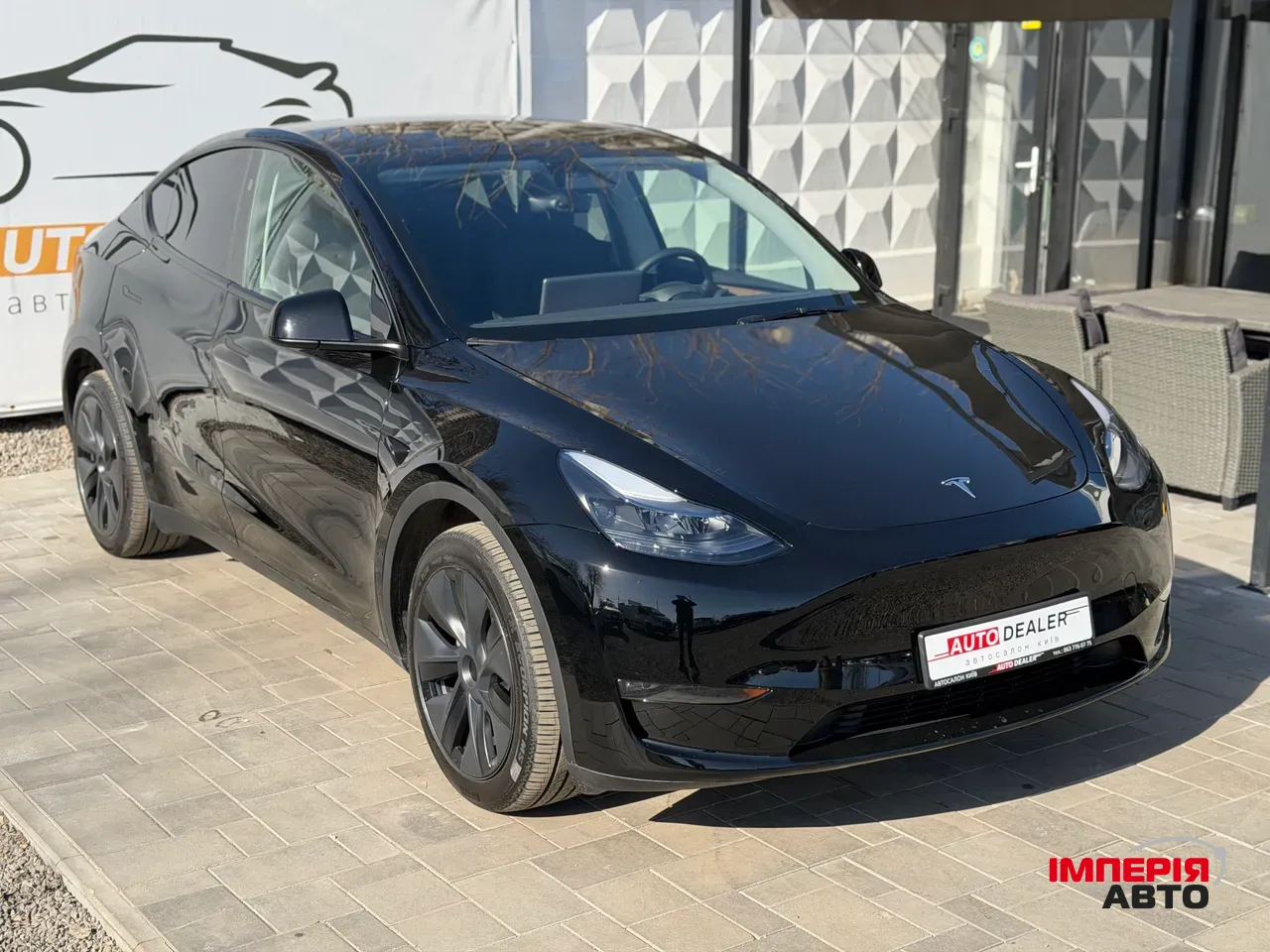 Tesla Model Y - фото 16