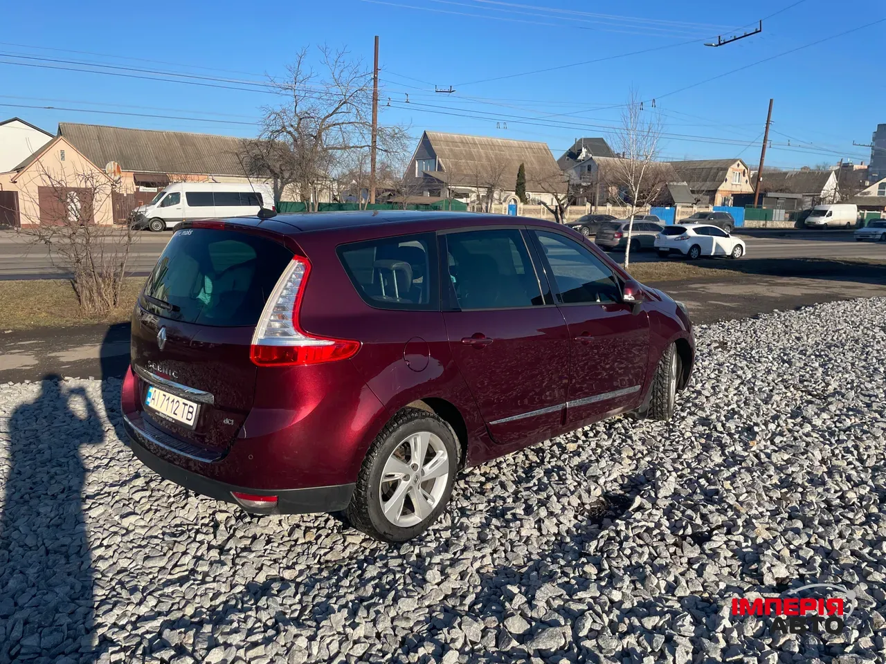 Renault Scenic - фото 4