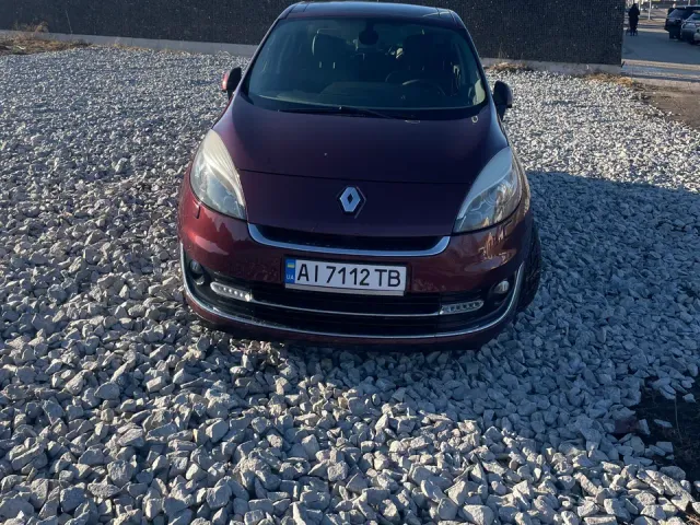 Renault Scenic - фото 5