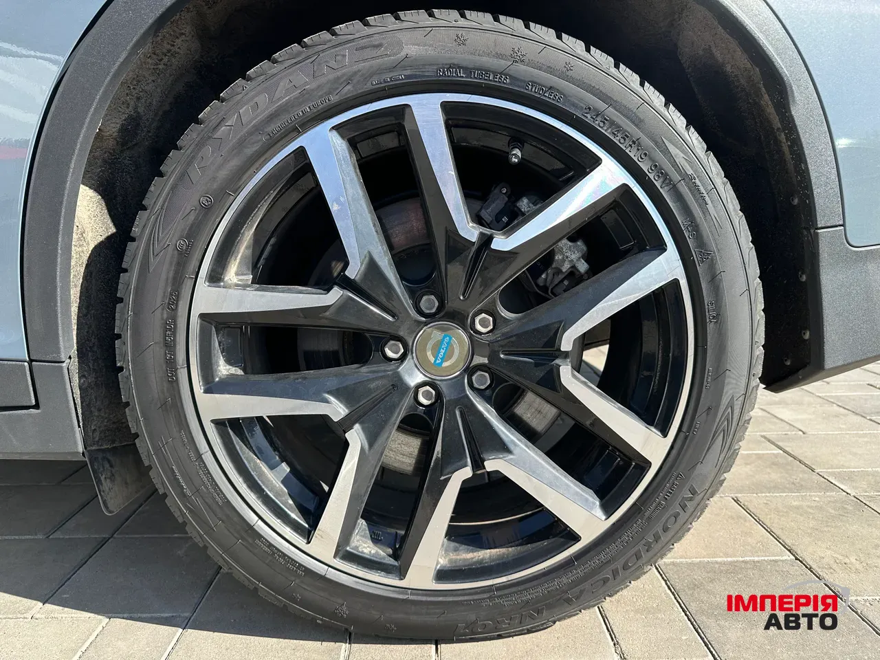 Polestar 2 - фото 9