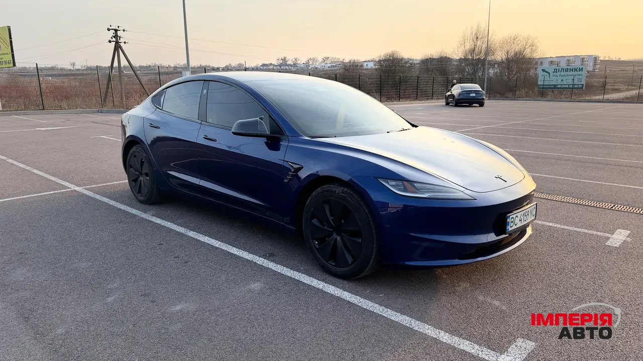 Tesla Model 3 - фото 3