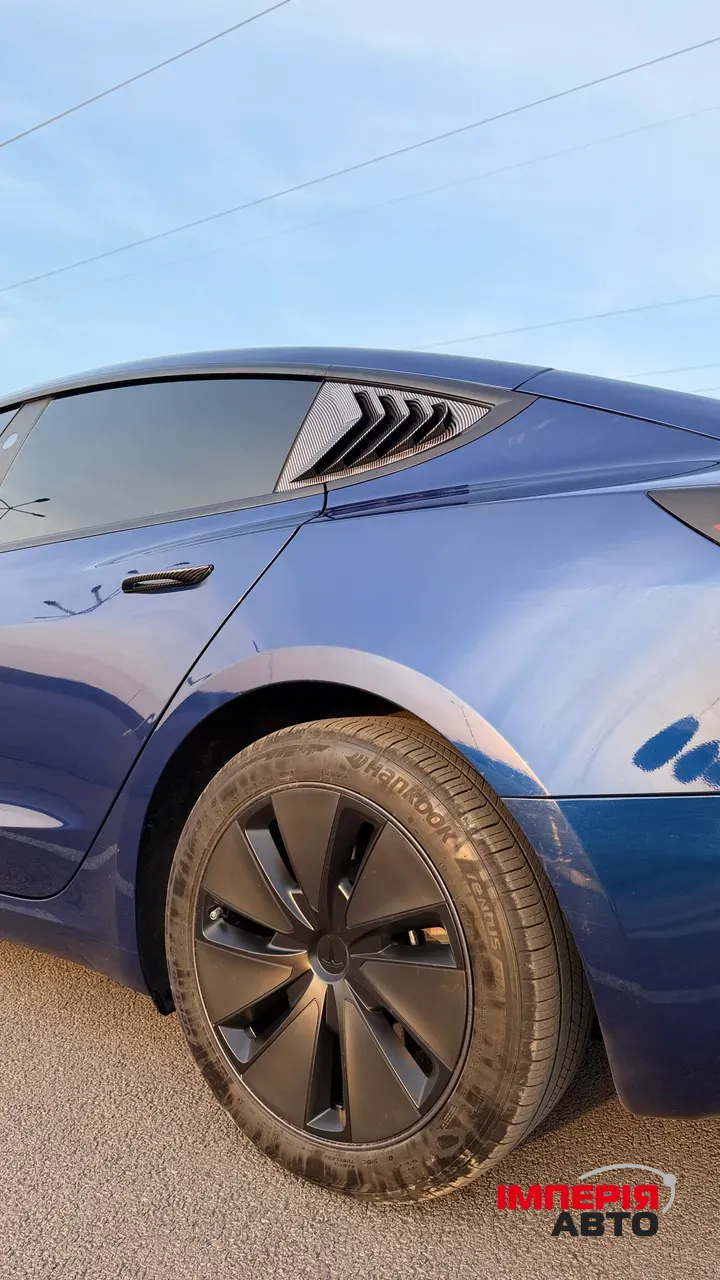 Tesla Model 3 - фото 16