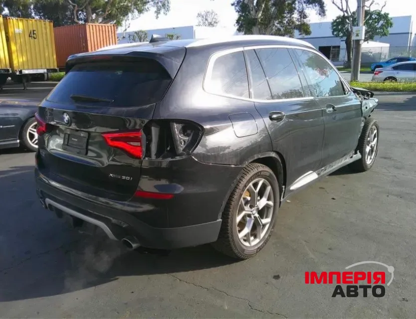 BMW X3 - фото 3