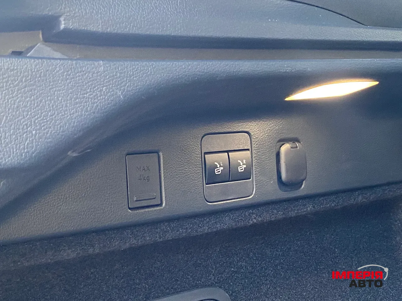 Lexus RX - фото 46