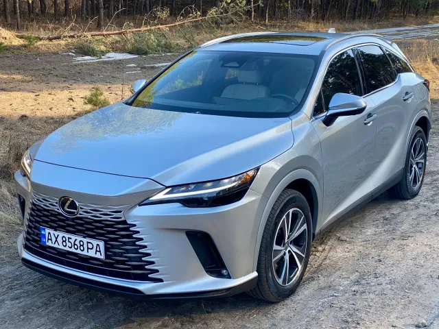 Lexus RX - фото 2