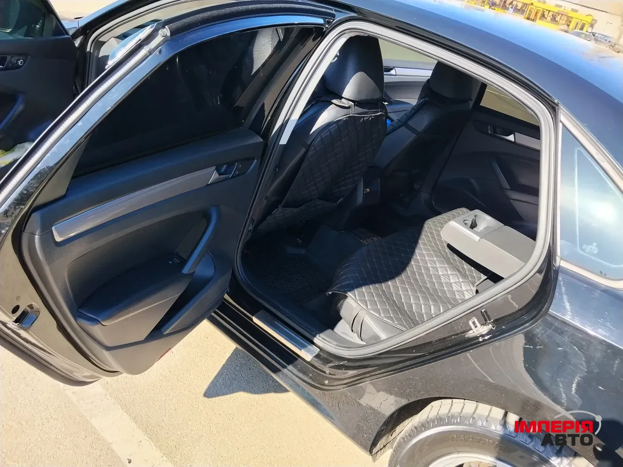 Volkswagen Passat USA/NMS - фото 10