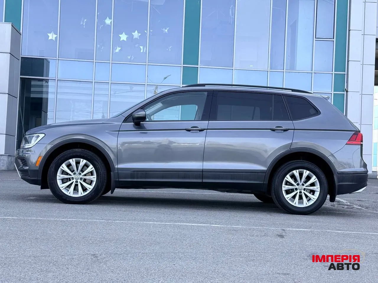 Volkswagen Tiguan - фото 7