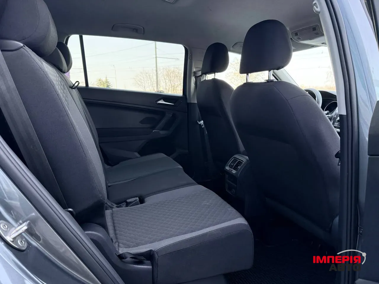 Volkswagen Tiguan - фото 18