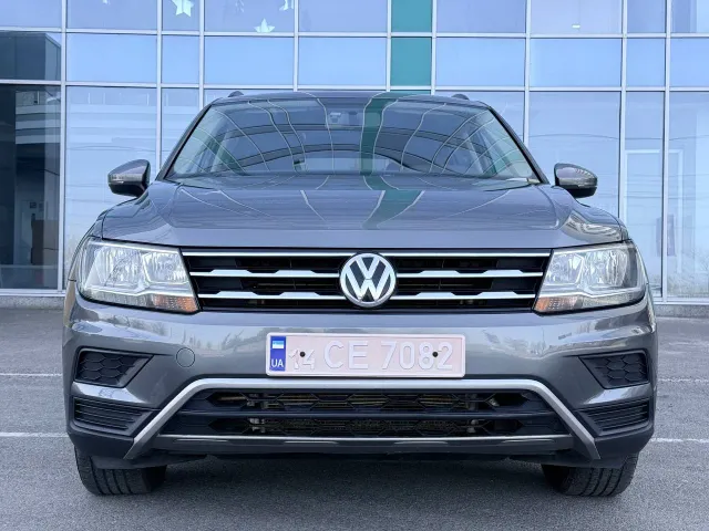Volkswagen Tiguan - фото 3