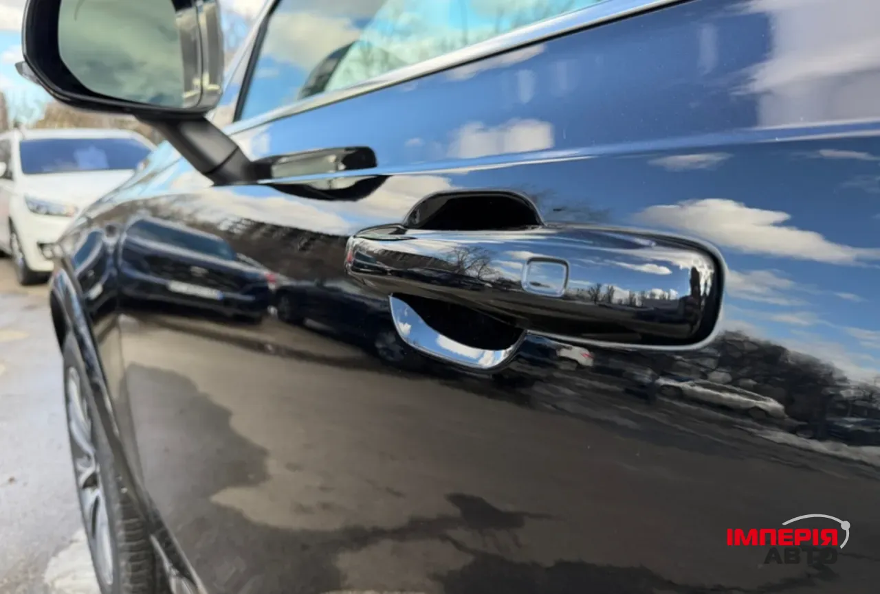 Volvo XC90 - фото 14