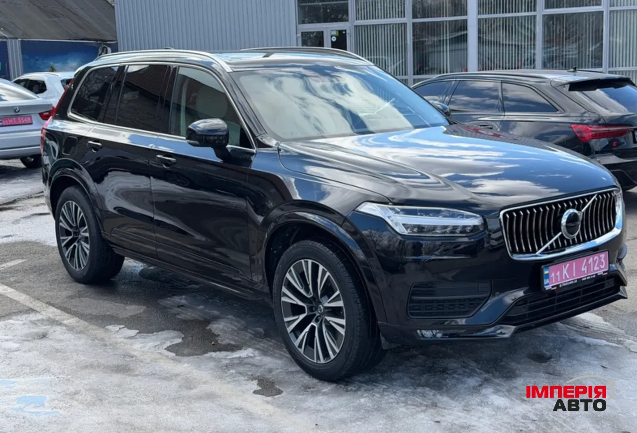 Volvo XC90 - фото 1