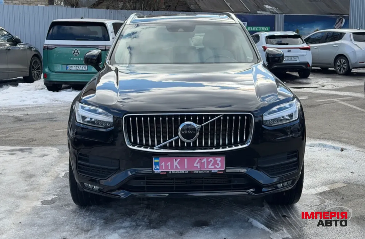 Volvo XC90 - фото 11