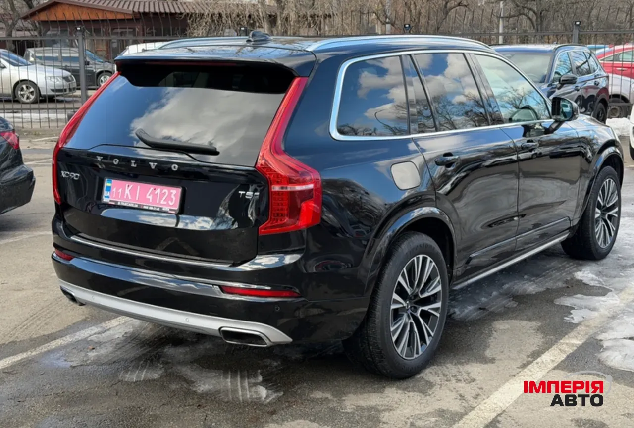 Volvo XC90 - фото 6