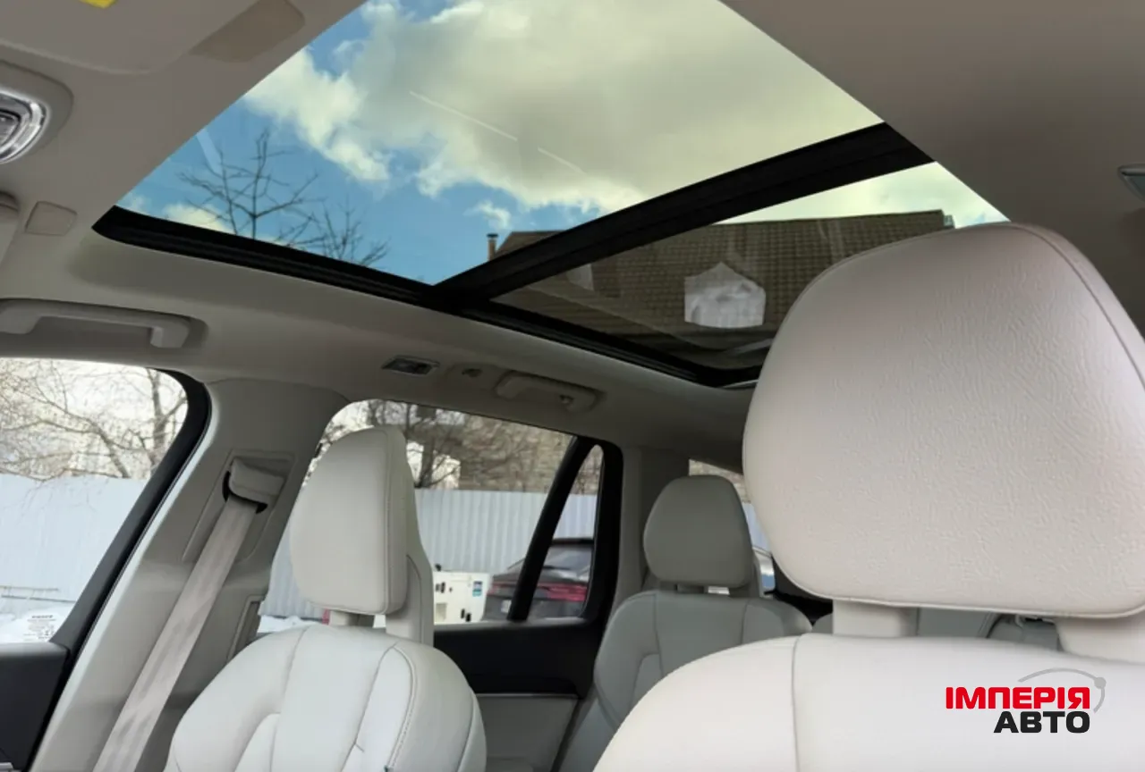 Volvo XC90 - фото 3