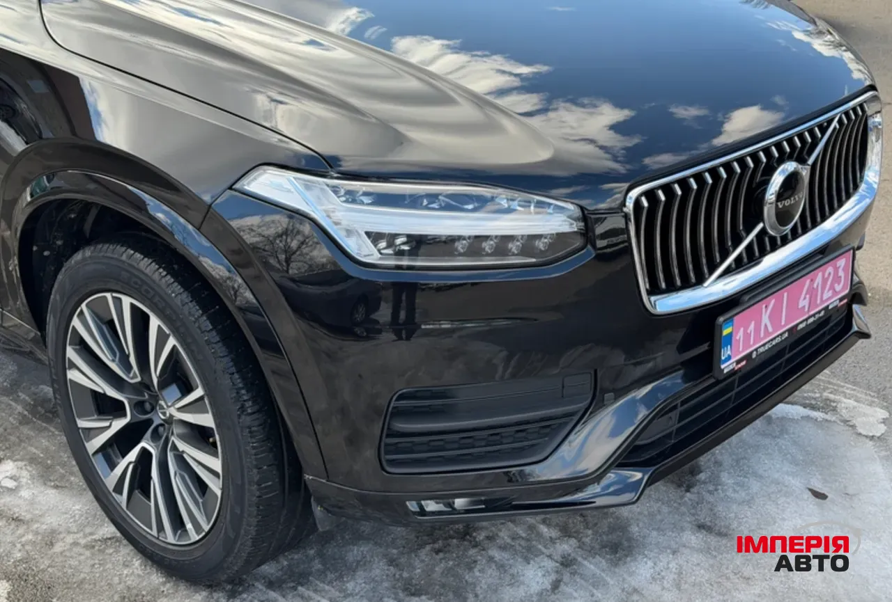 Volvo XC90 - фото 12