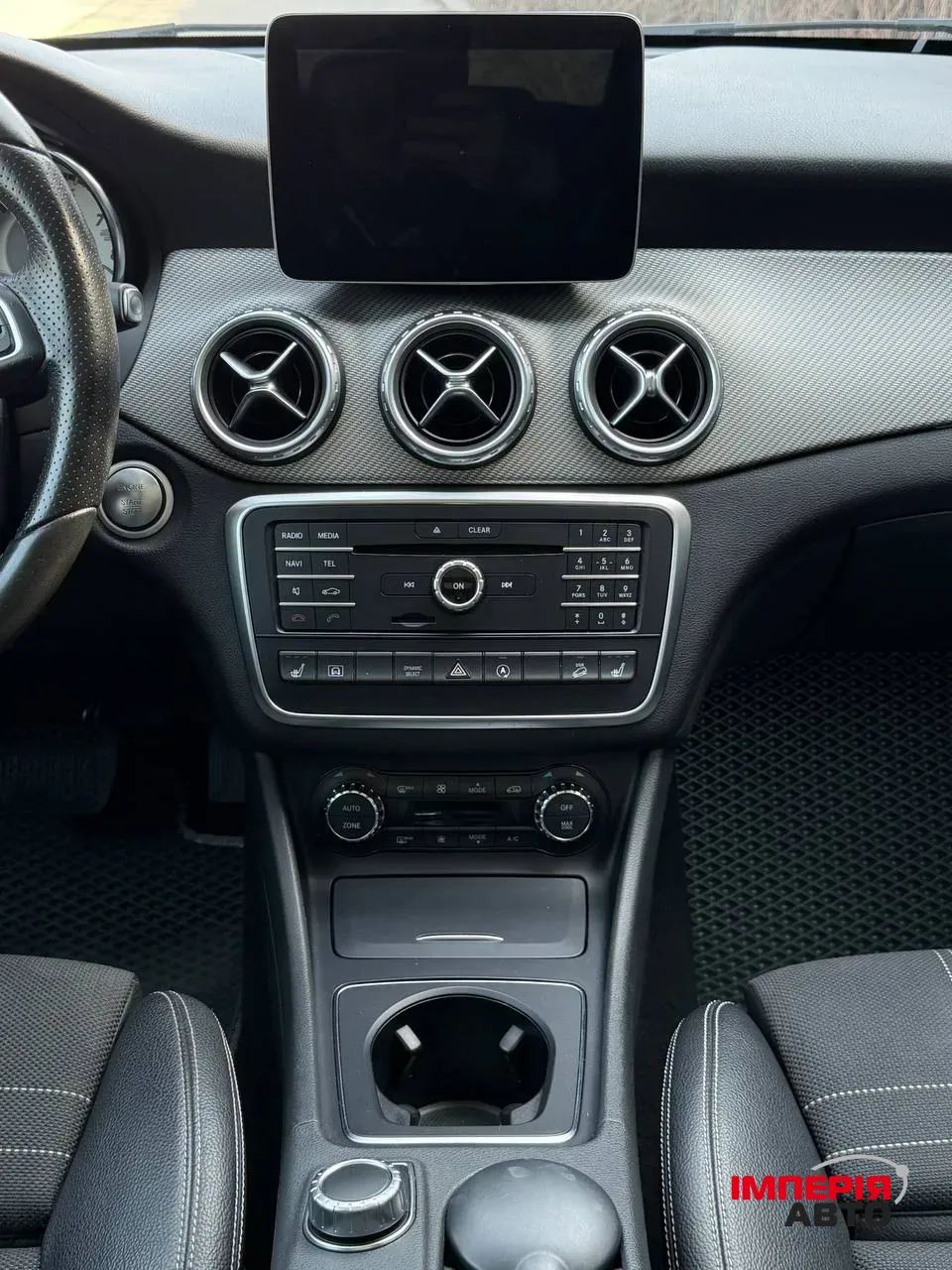 Mercedes-Benz GLA - фото 11