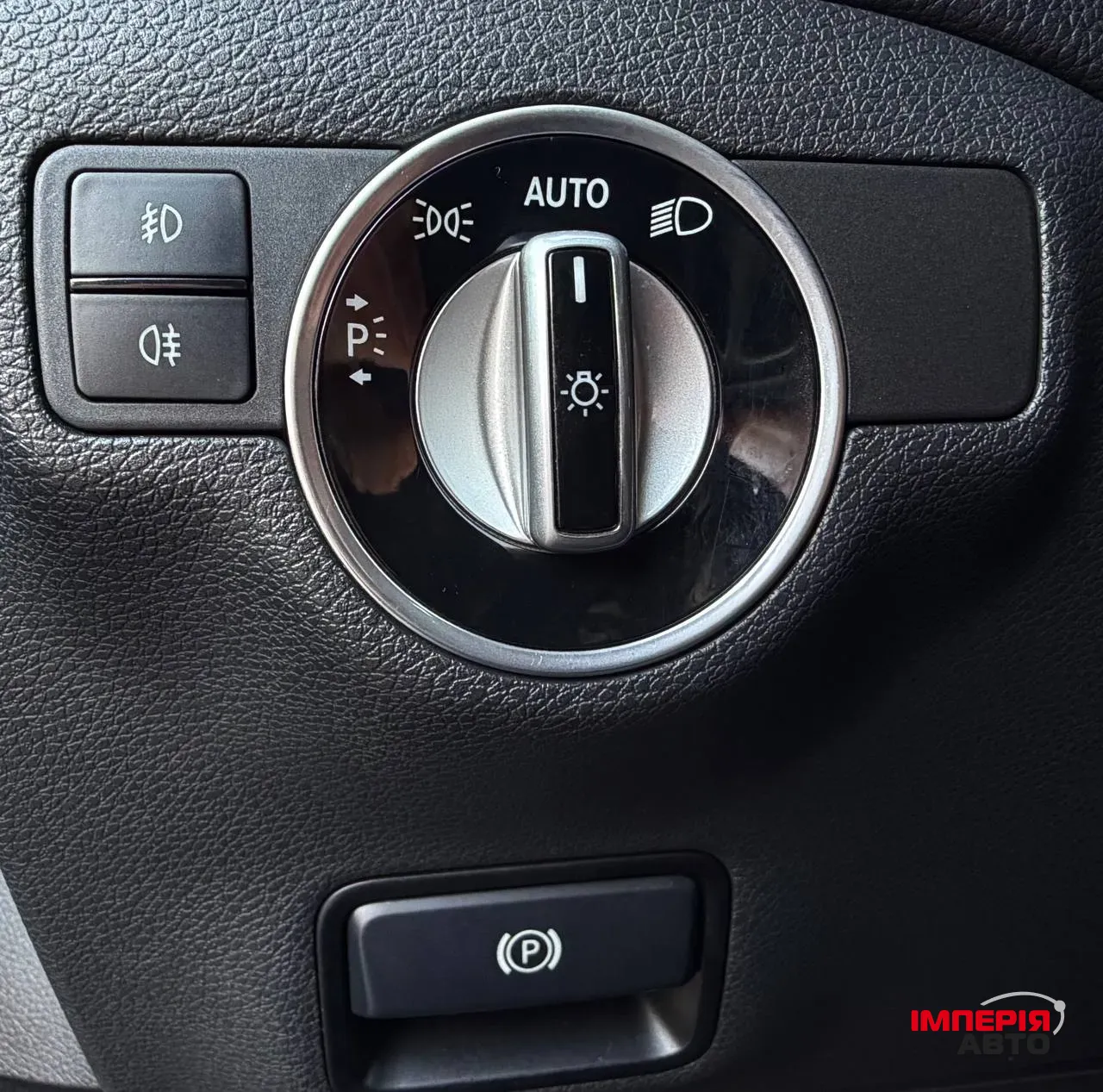 Mercedes-Benz GLA - фото 14