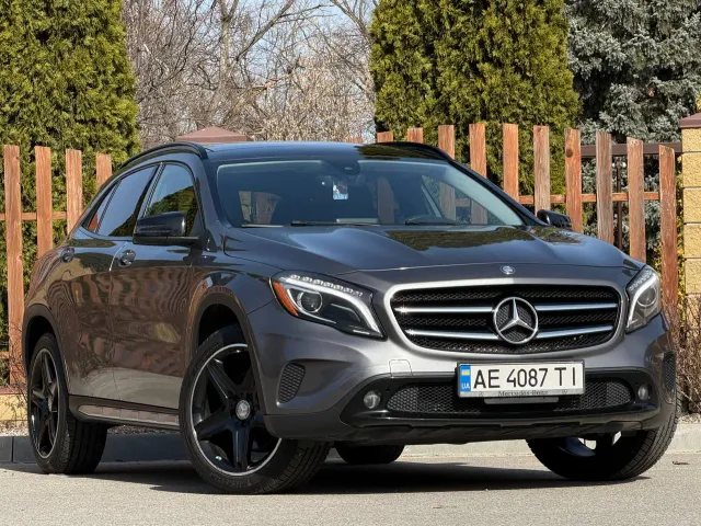 Mercedes-Benz GLA - фото 1
