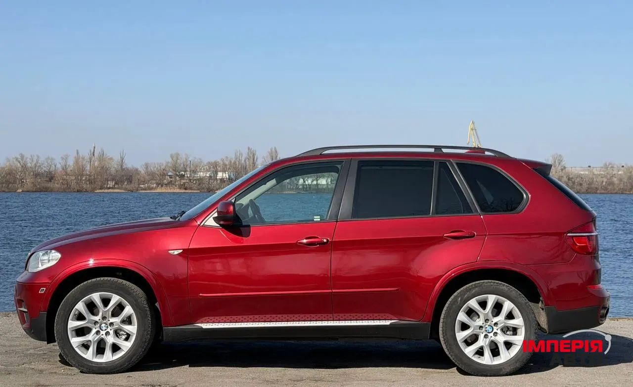 BMW X5 - фото 12