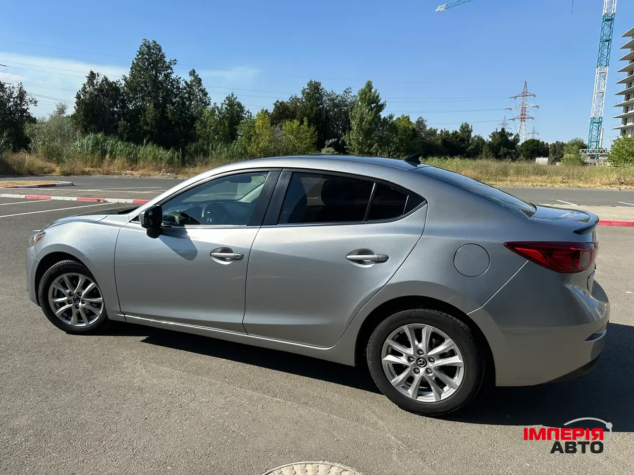 Mazda 3 - фото 3