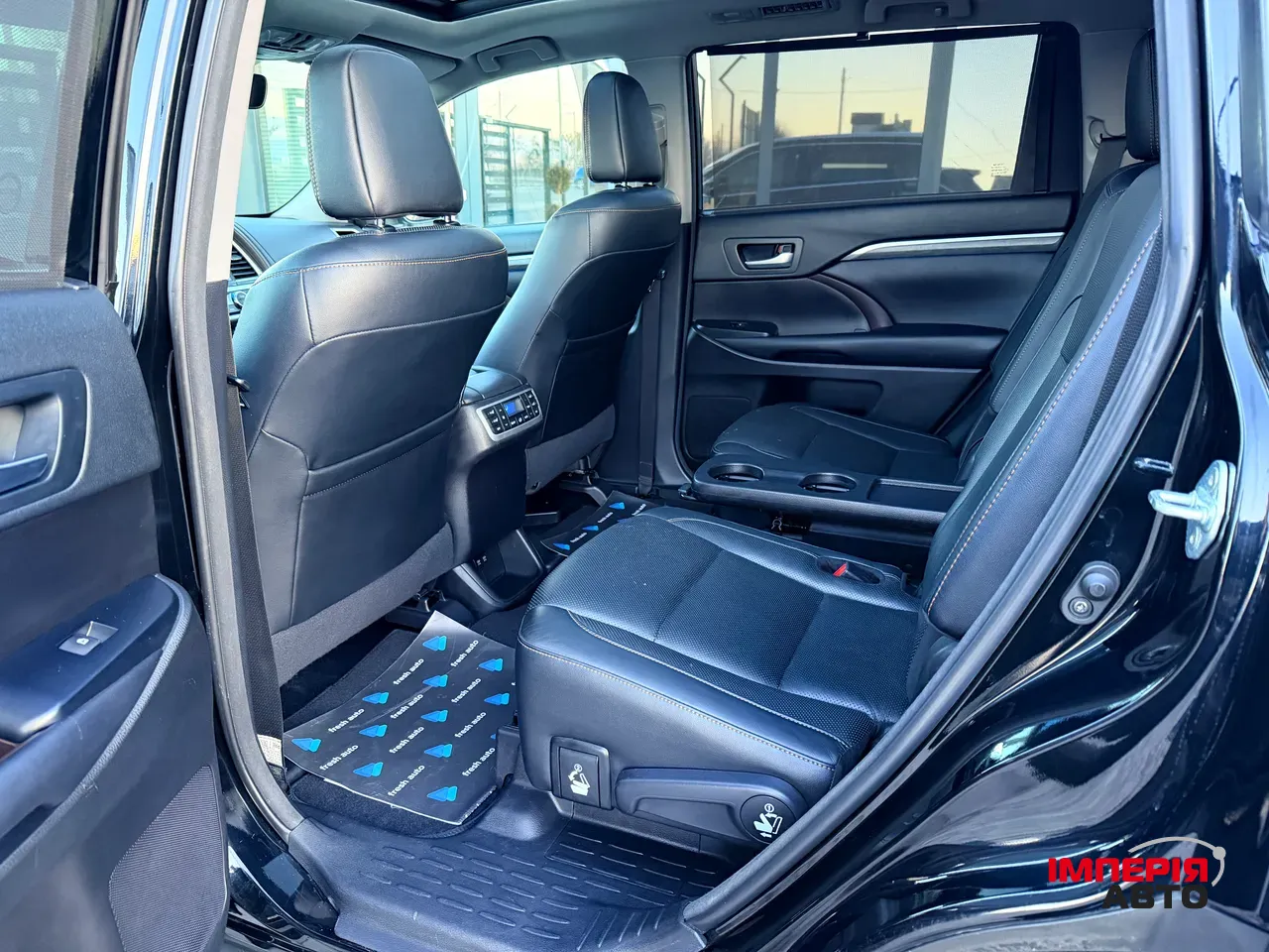 Toyota Highlander - фото 26
