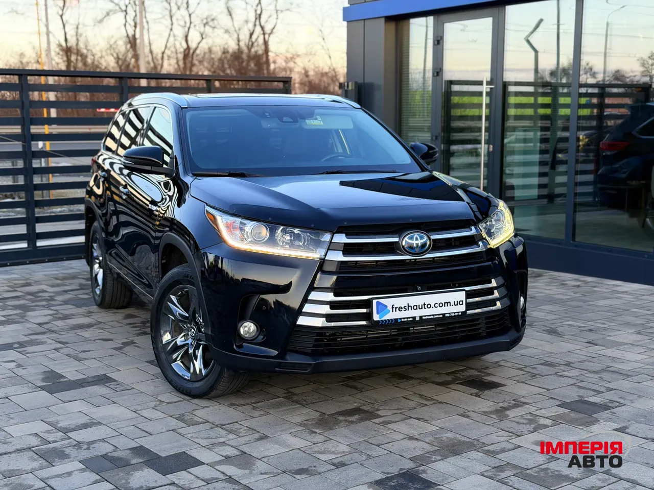 Toyota Highlander - фото 5