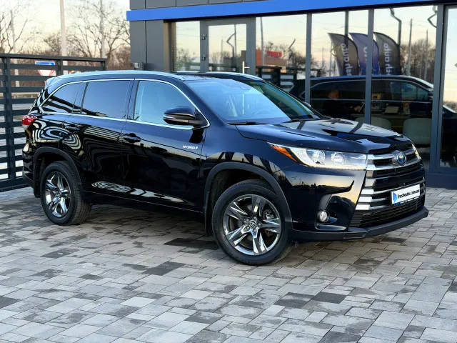Toyota Highlander - фото 4