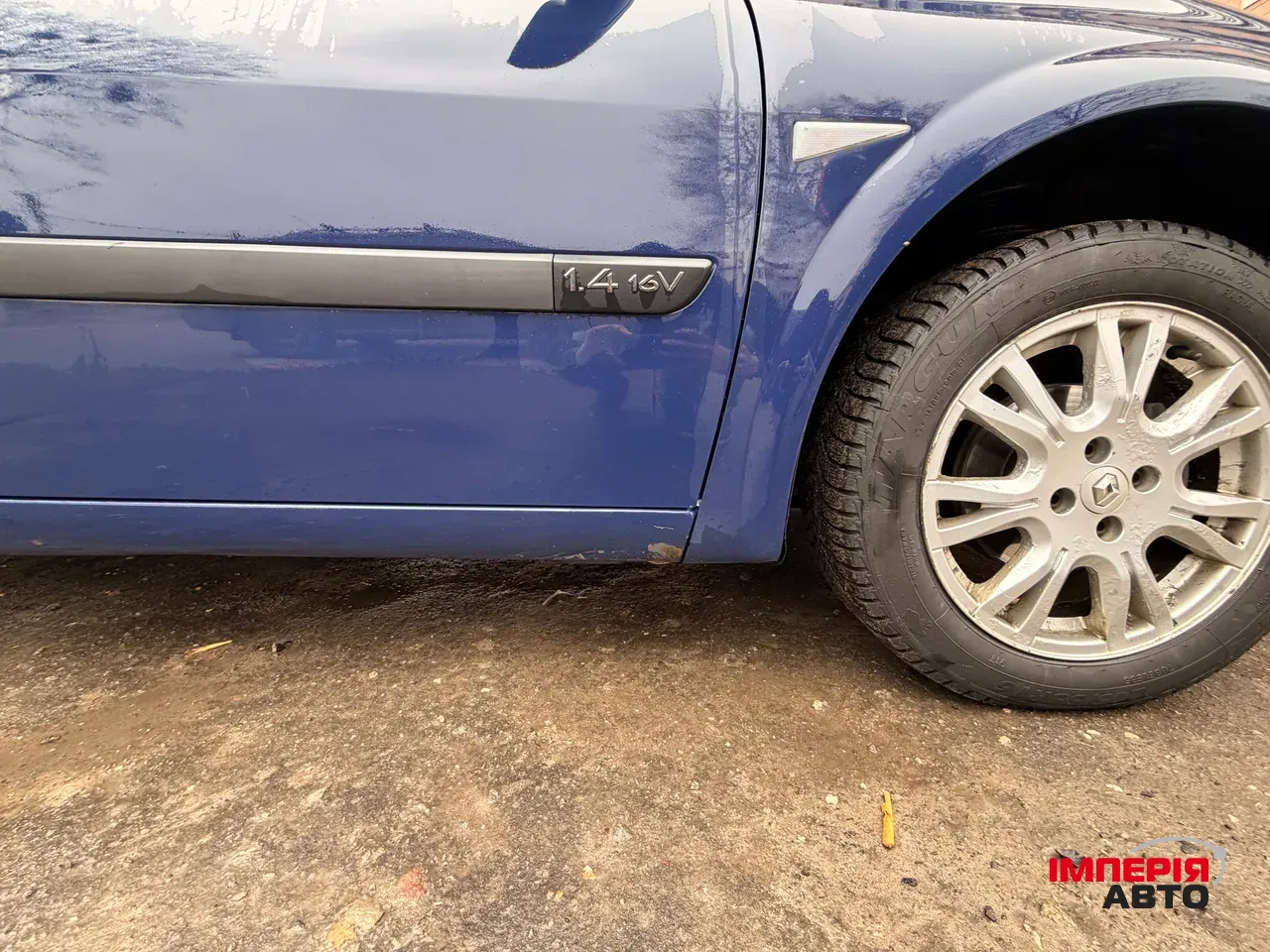 Renault Megane - фото 17