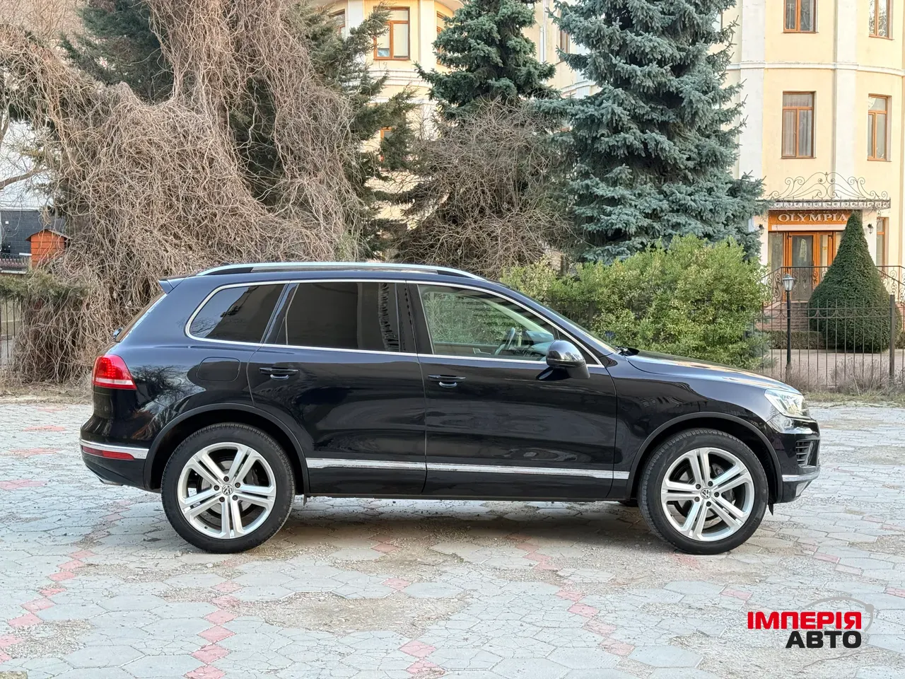 Volkswagen Touareg - фото 10