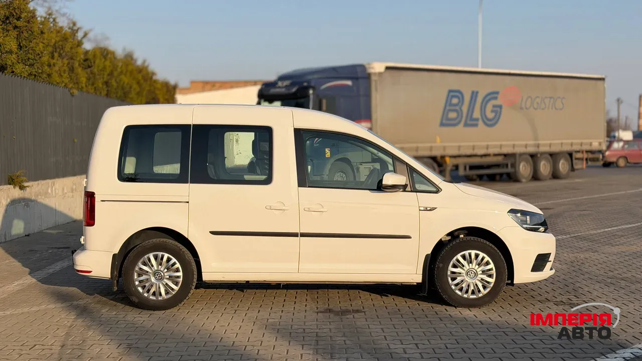 Volkswagen Caddy - фото 5