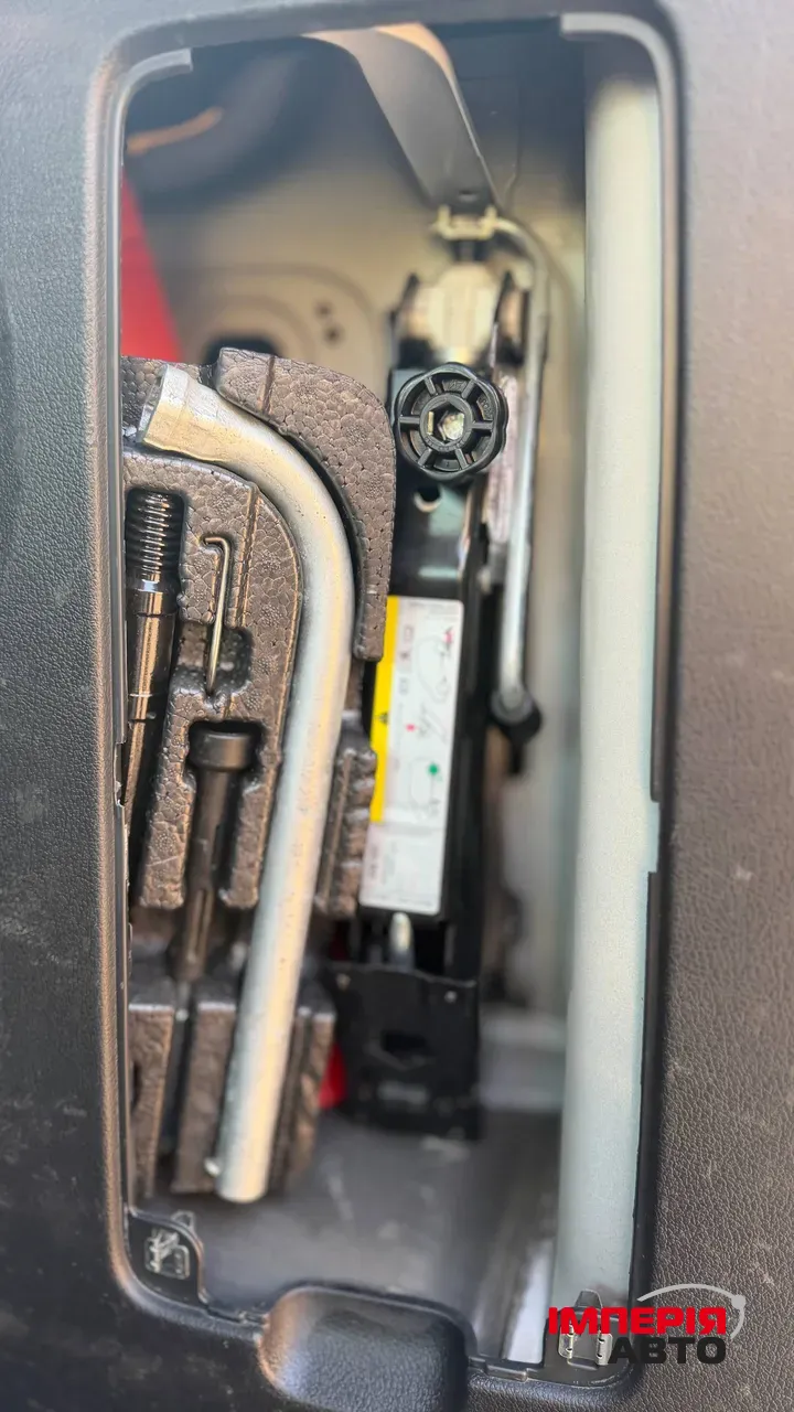 Volkswagen Caddy - фото 13