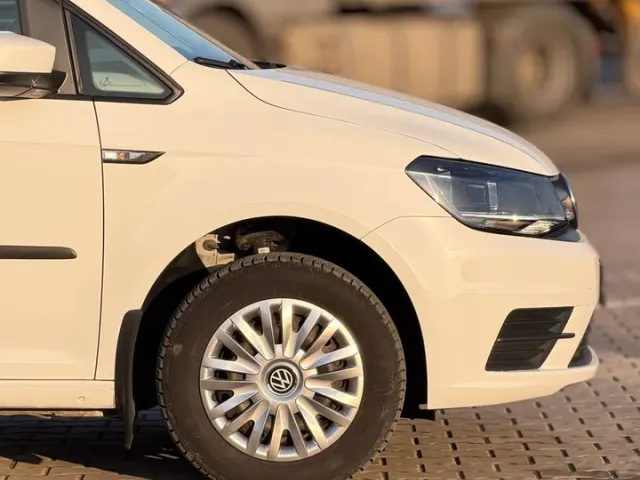 Volkswagen Caddy - фото 3