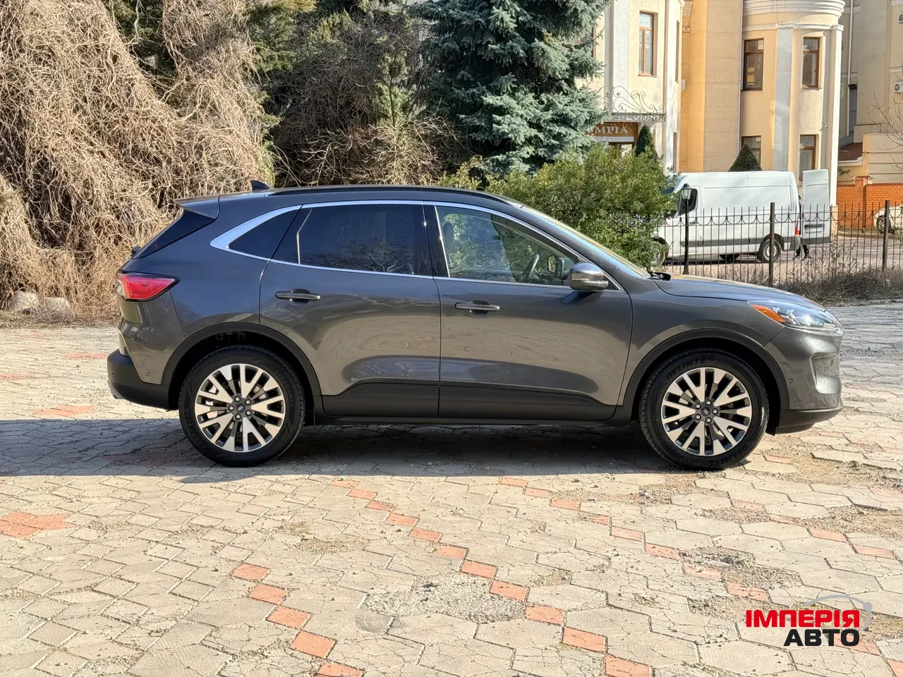 Ford Escape - фото 11