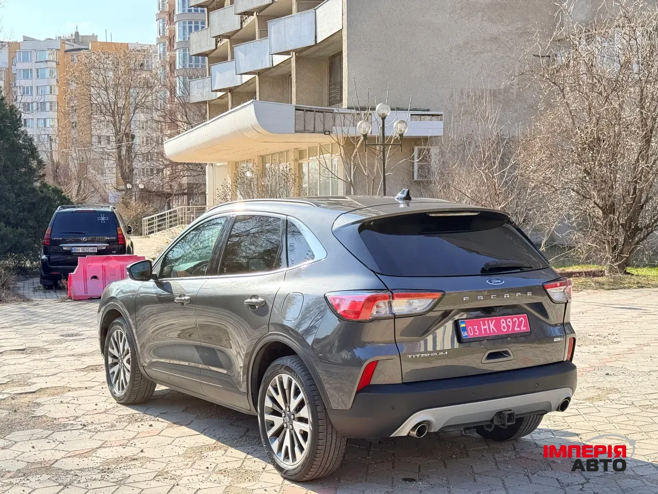 Ford Escape - фото 8