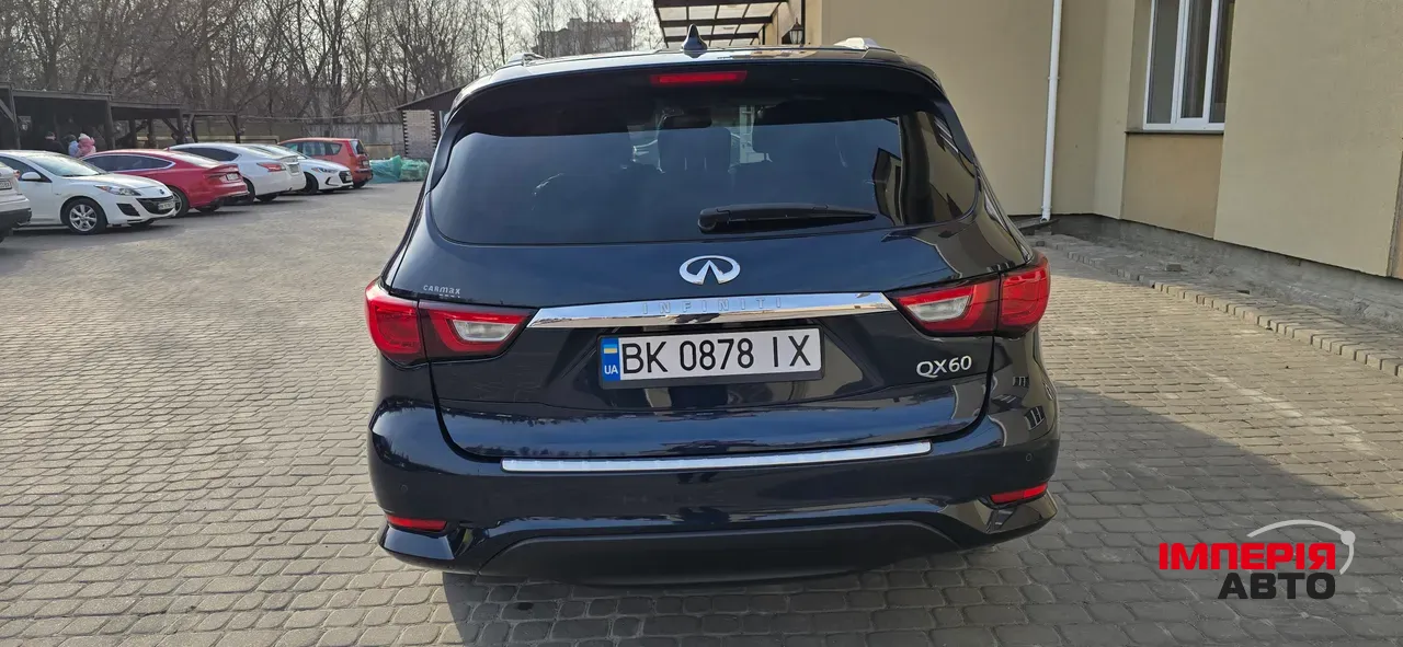 Infiniti QX60 - фото 6