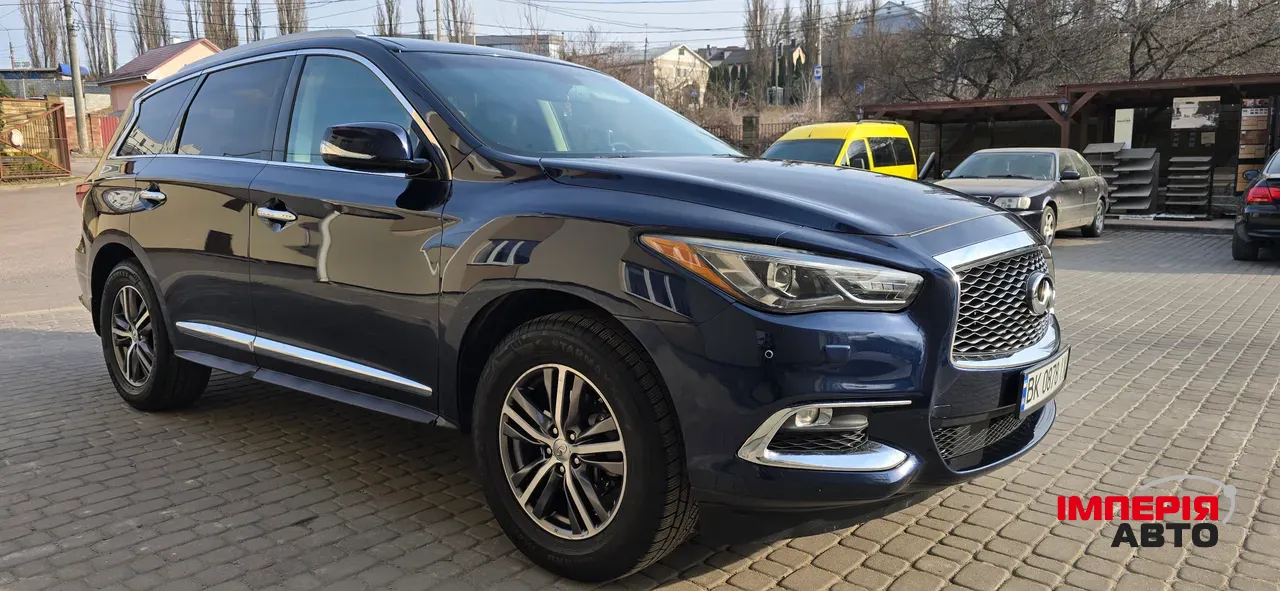 Infiniti QX60 - фото 2
