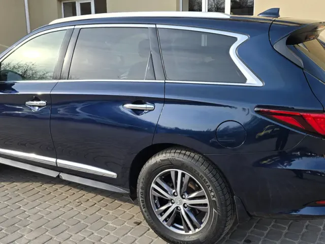 Infiniti QX60 - фото 4