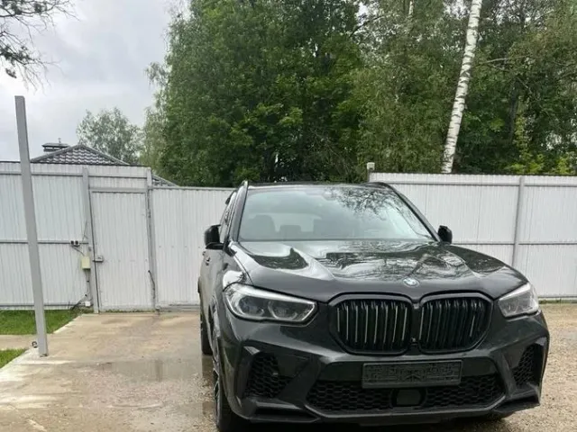 BMW X5 - фото 1