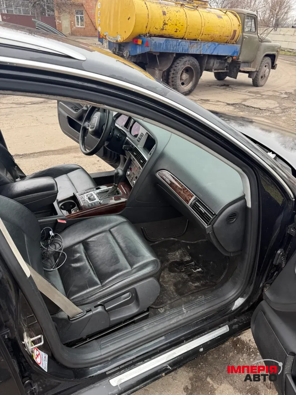 Audi A6 - фото 9