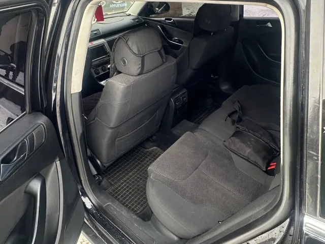Volkswagen Passat - фото 2