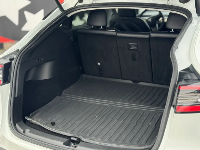 Tesla Model Y - фото 5