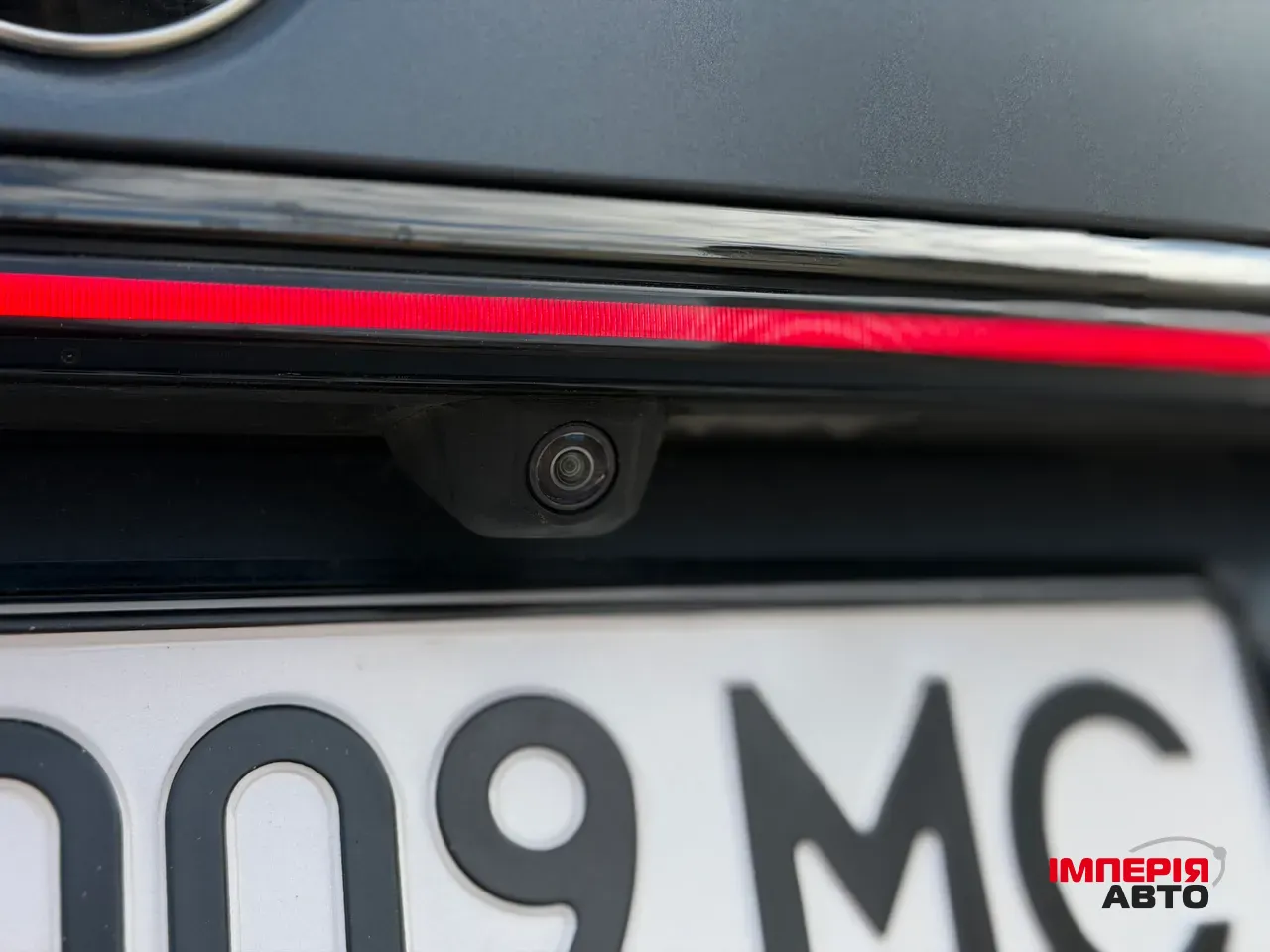 BMW 7 серії - фото 17