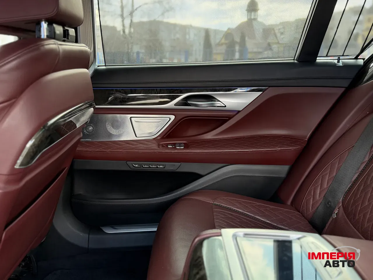 BMW 7 серії - фото 47