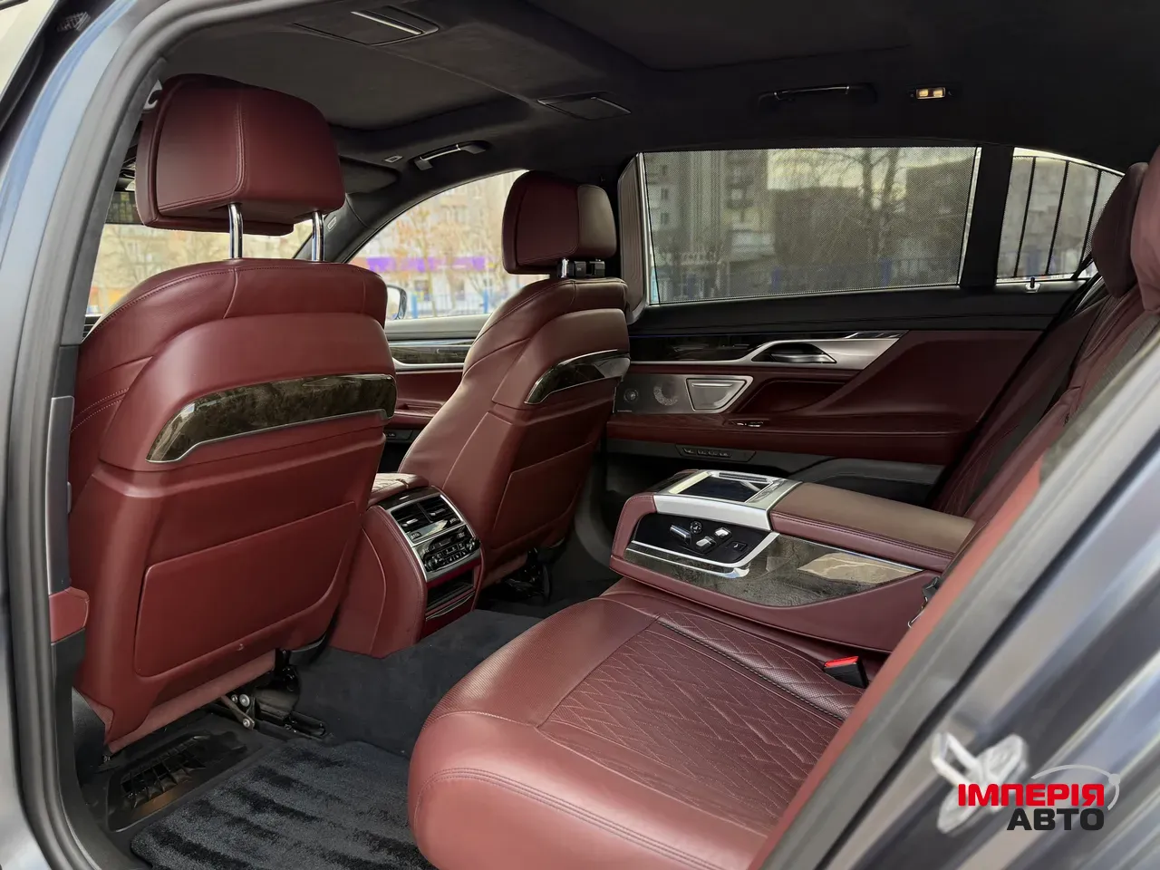 BMW 7 серії - фото 46